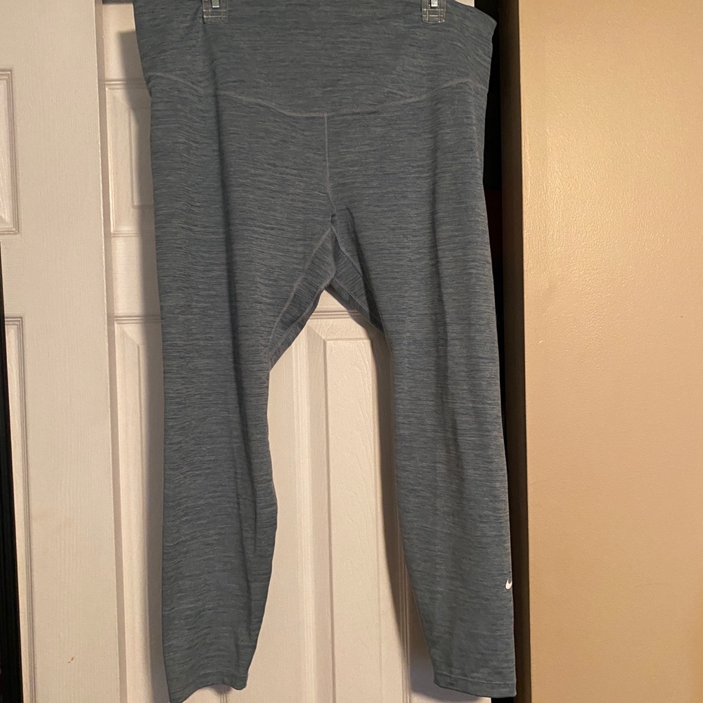 Plus Size Nike Dri-Fit Leggings